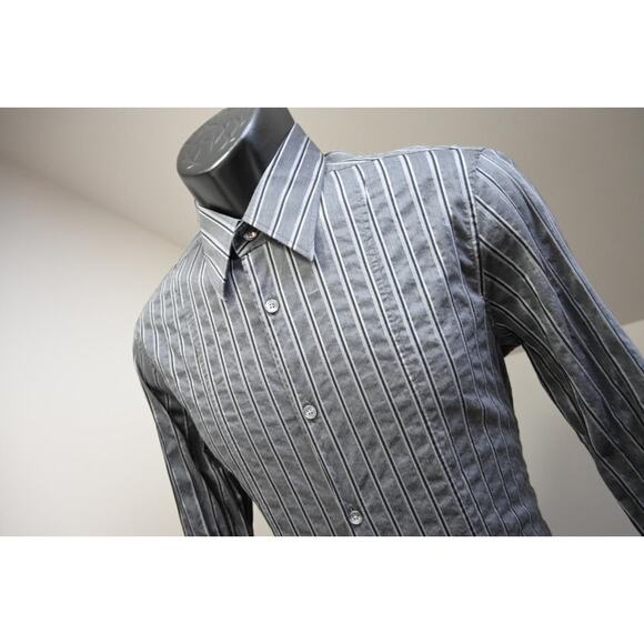 Hugo Boss Dress Shirt Slim Fit Striped Luxury Button Up Mens Sz Medium - Picture 3 of 8